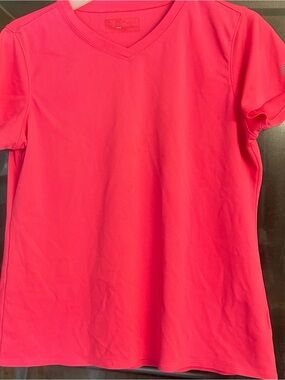 New Balance' V‑Neck Active Top in Bright Pink - Lightweight Performance Tee